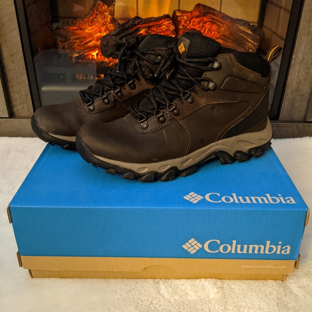 Men's 7.5 Columbia Newton Ridge Plus II Waterproof Boots